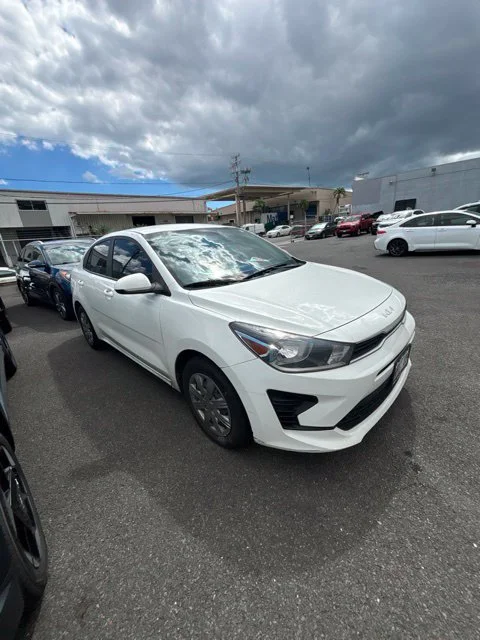 Used 2022 White Kia LX image 11