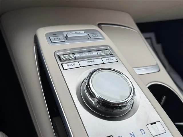 Used 2023 Himalayan Gray Genesis 2.5T image 21