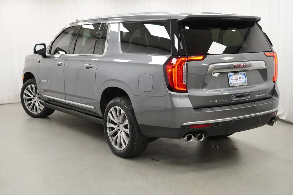 Used 2021 SATIN STEEL METALLIC GMC Denali image 4