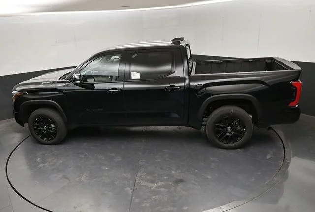 2026 Toyota Tundra Limited - Photo 28