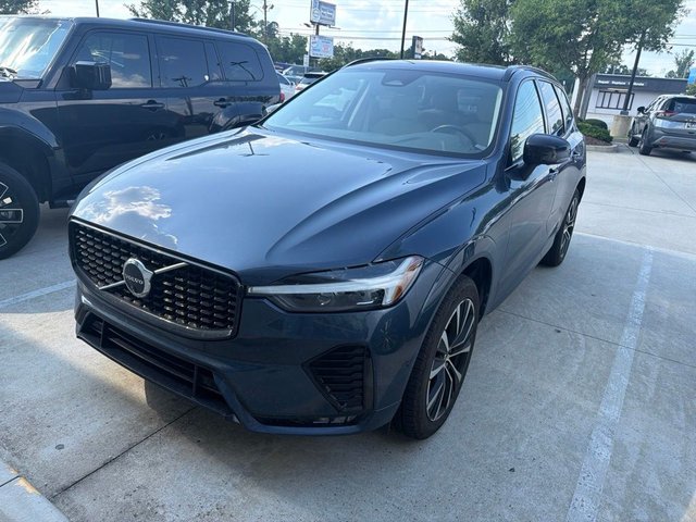 2025 Volvo XC60 B5 Plus