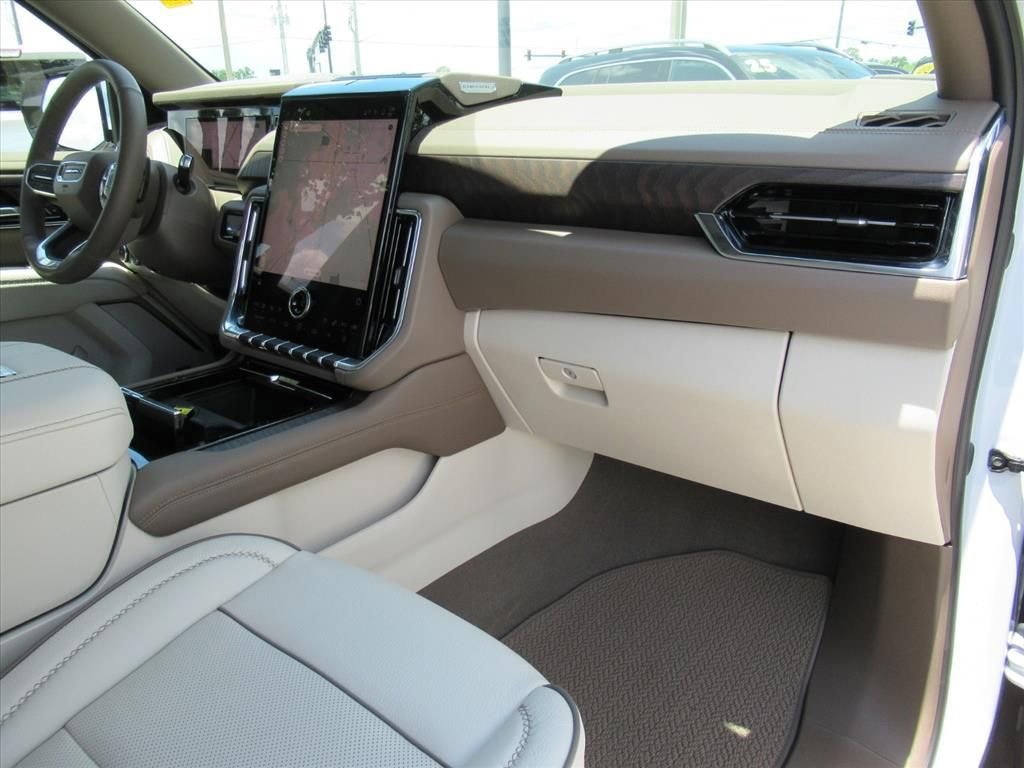 Used 2026 Glacier White Tricoat GMC Denali image 11