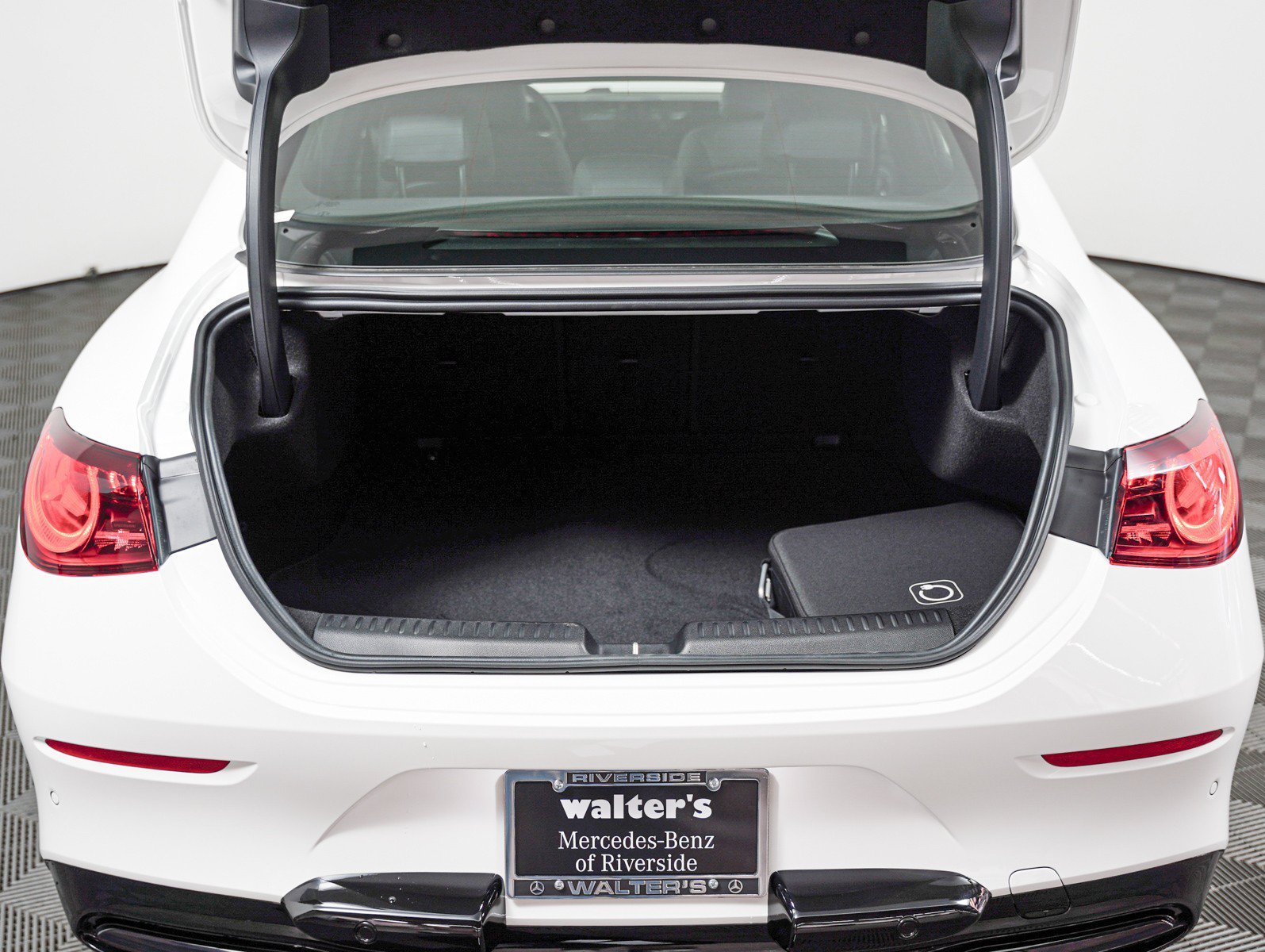 New 2027 Polar White Mercedes-Benz CLA 350 image 5