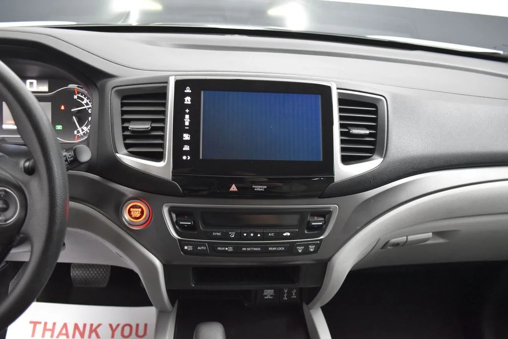 Used 2017 Silver Honda EX image 14