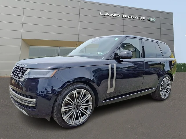 2026 Land Rover Range Rover P530 SE