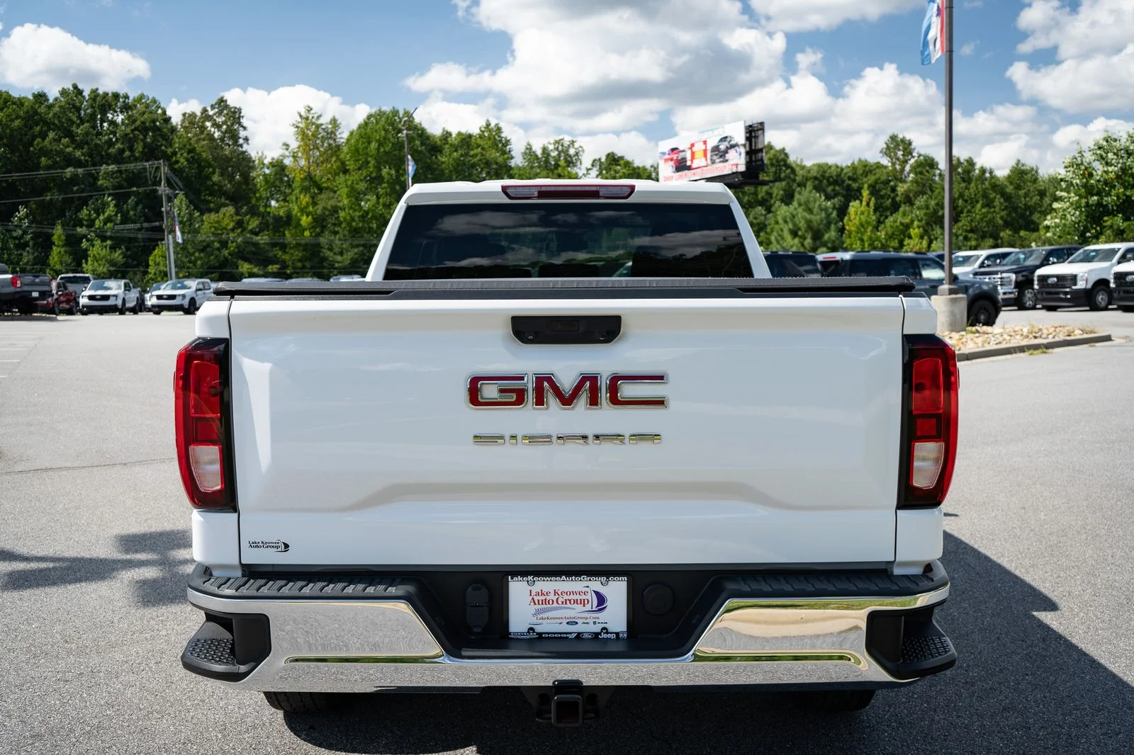 Used 2023 White GMC Pro image 8