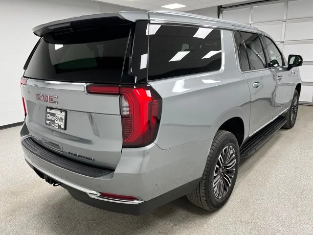 Used 2025 Gray GMC Elevation image 10