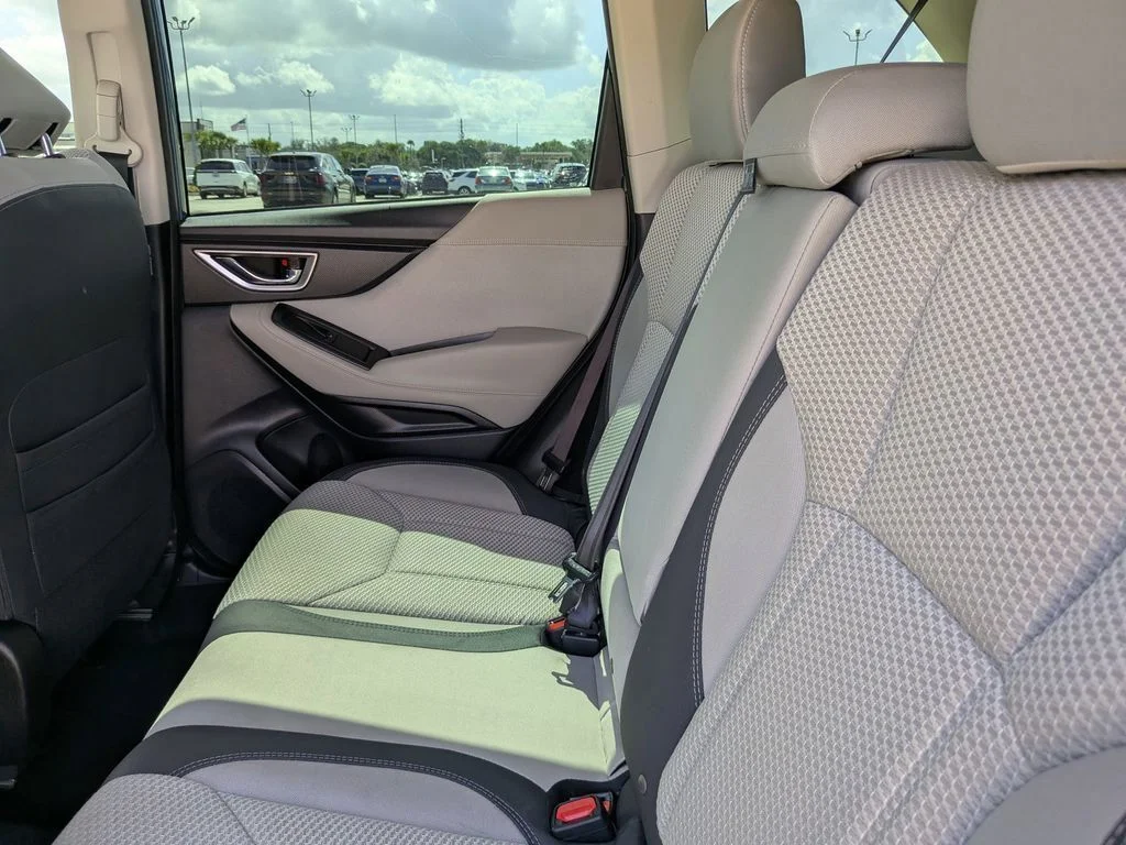 Used 2021 Blue Subaru Premium image 3
