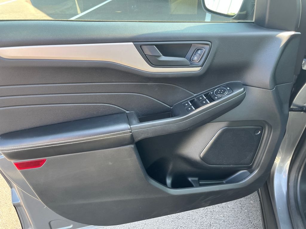 Used 2021 Gray Ford S image 11
