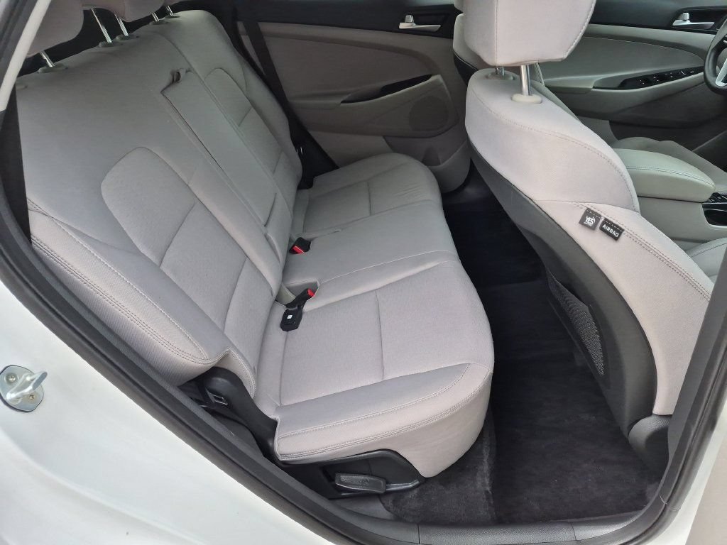 Used 2020 White Hyundai Value image 17