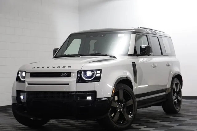 2026 Land Rover Defender 110 X-Dynamic SE