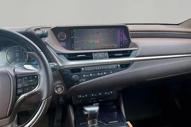 Used 2020 Silver Lexus 350 Luxury image 6