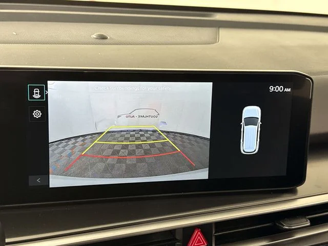 New 2026 Ivory Silver Kia S image 17