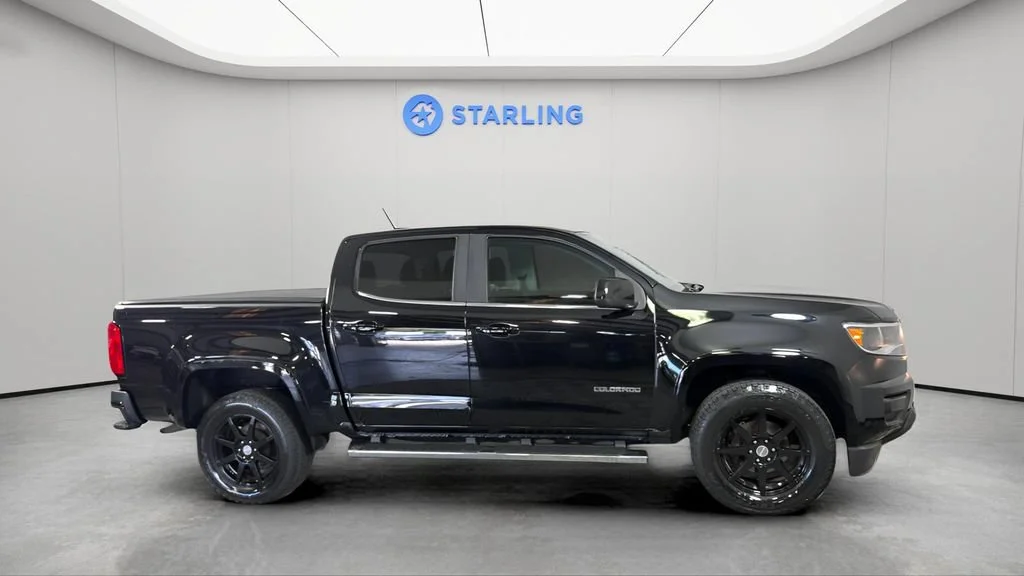 Used 2018 BLACK Chevrolet 2WD LT image 12