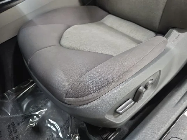 Used 2018 Celestial Silver Metallic Toyota LE image 27