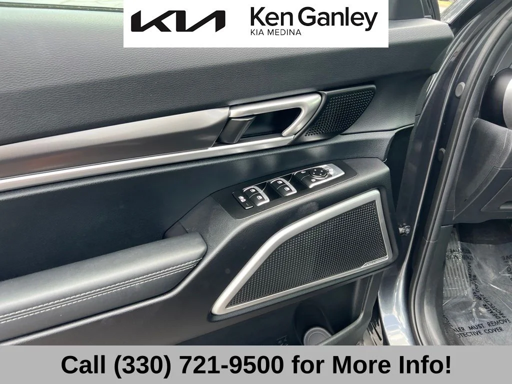 Certified Used 2024 Gray Kia S image 27