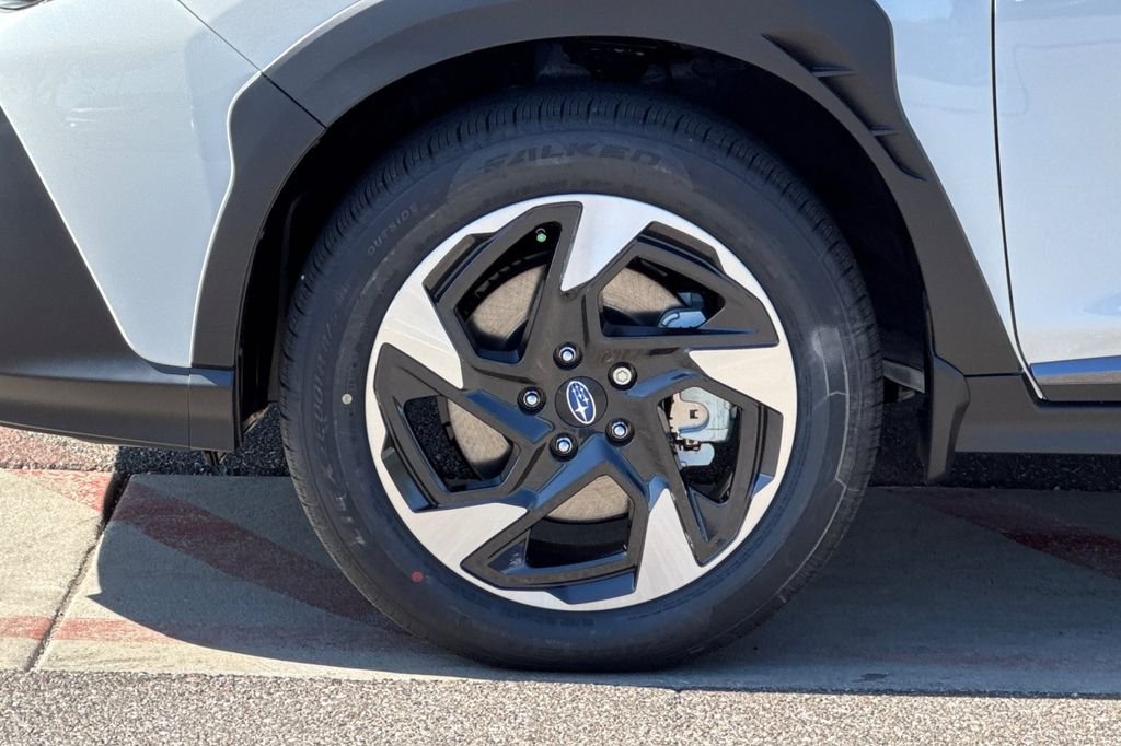 New 2026 CRYSTAL WHITE PEARL Subaru Limited image 35