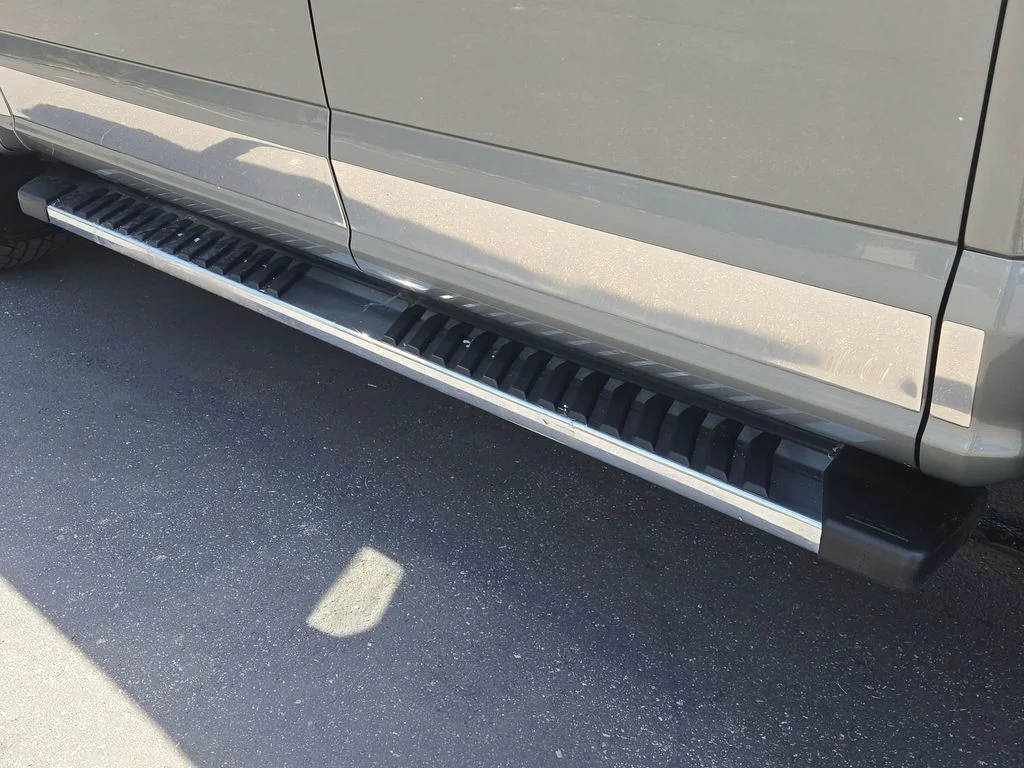 Used 2019 Green Ford Lariat image 51