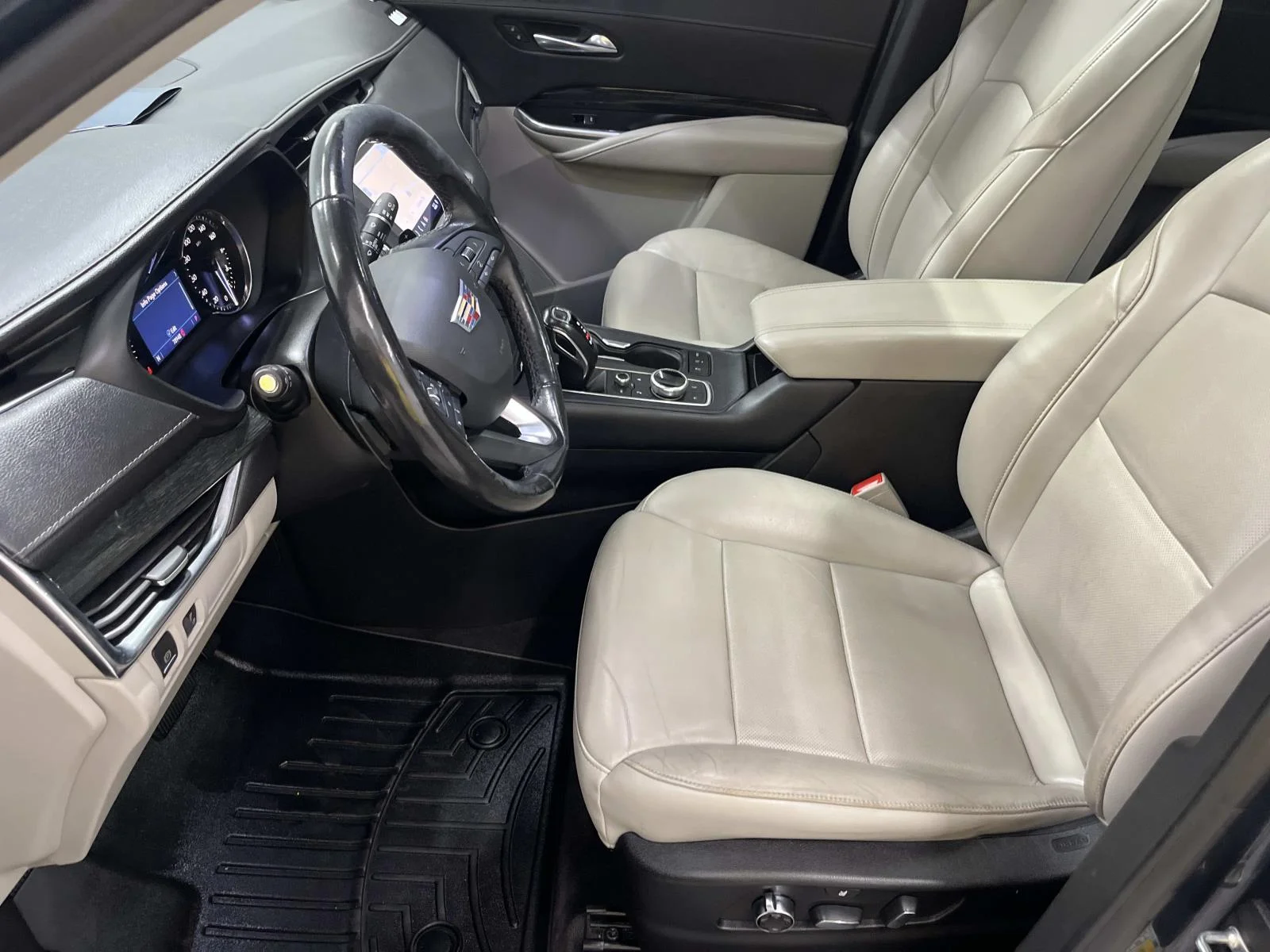 Used 2019 SHADOW METALLIC Cadillac FWD Premium Luxury image 11