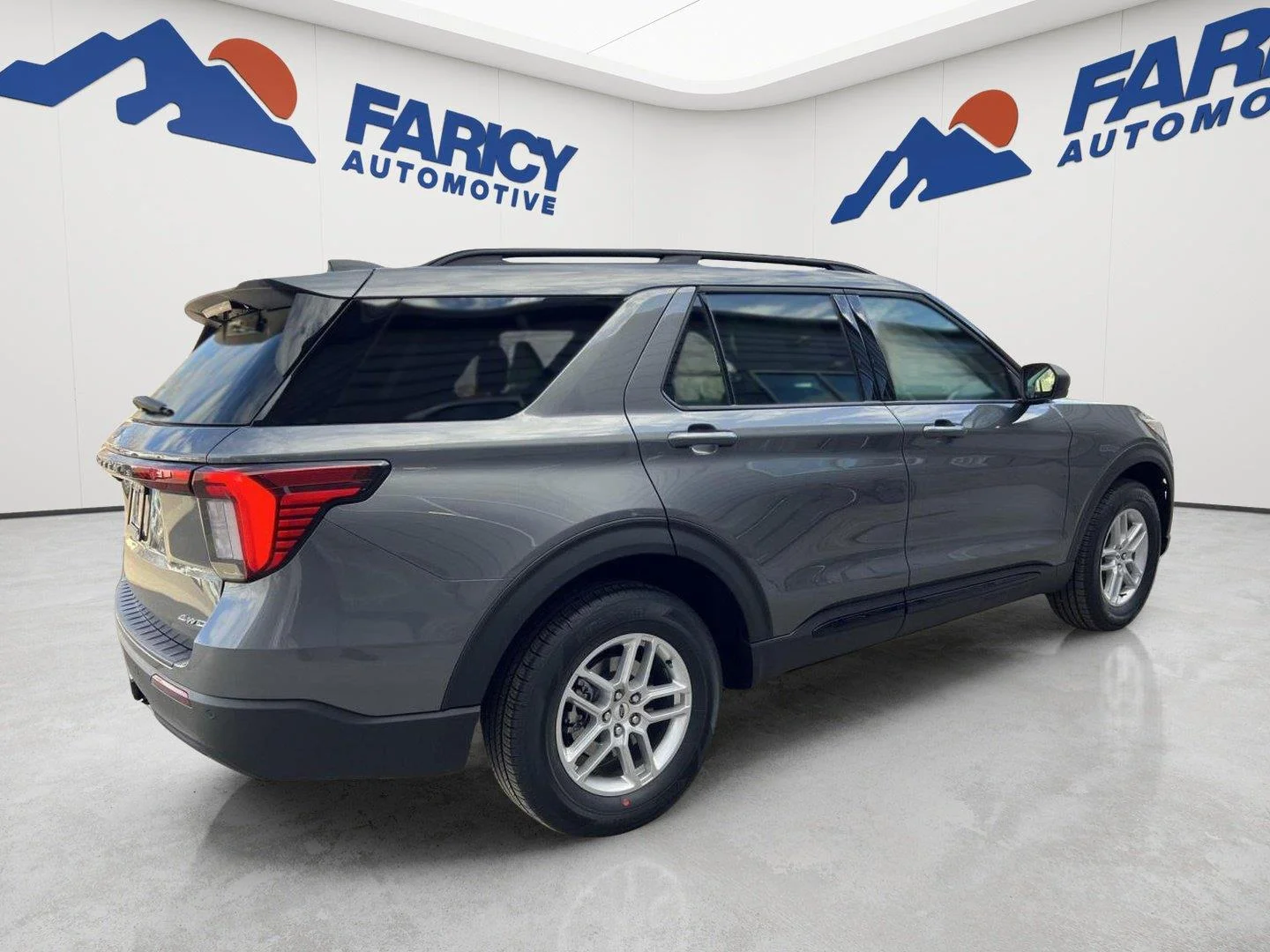 2026 Ford Explorer Active - Photo 6