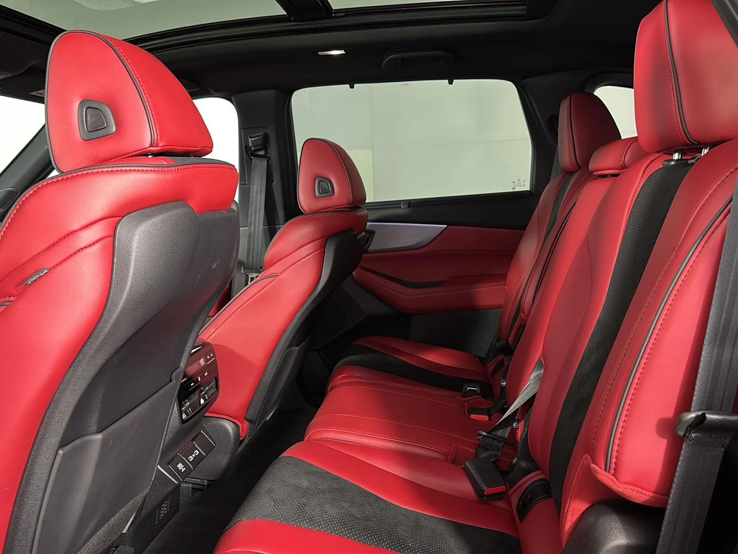 Used 2023 Liquid Carbon Metallic Acura w/A-Spec Package image 19
