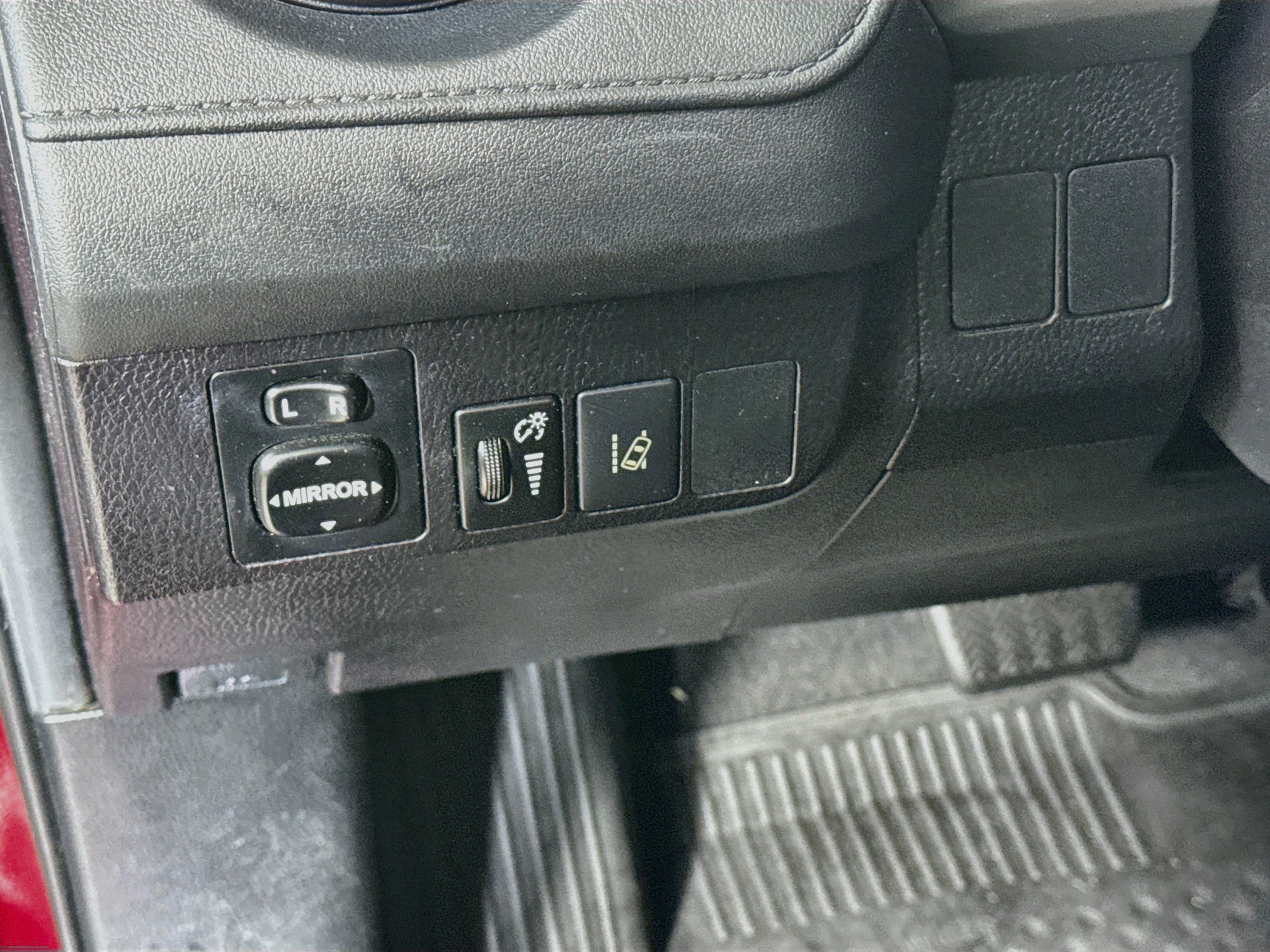 Used 2018 Ruby Flare Pearl Toyota LE image 11