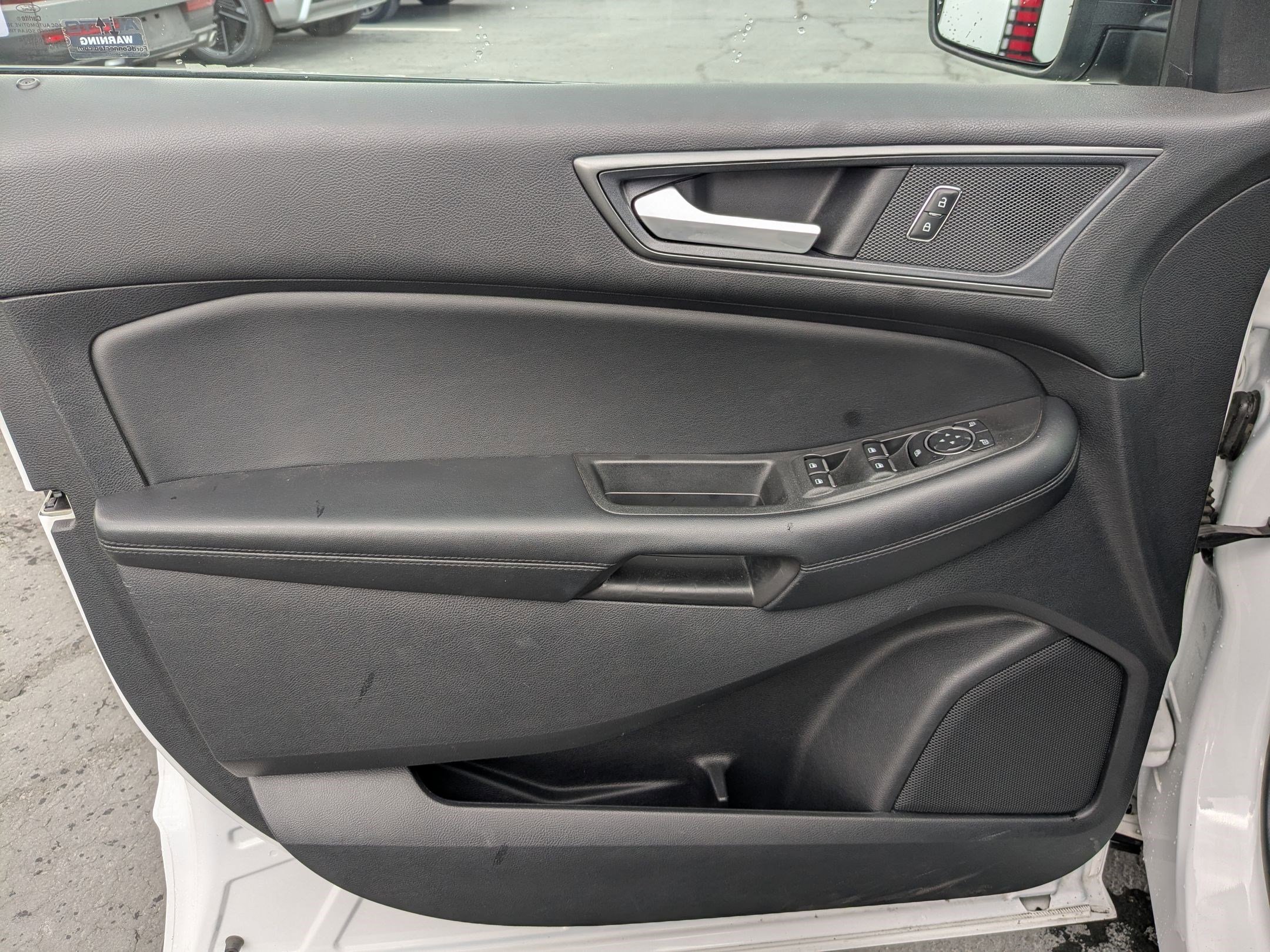 2021 Ford Edge SE - Photo 20