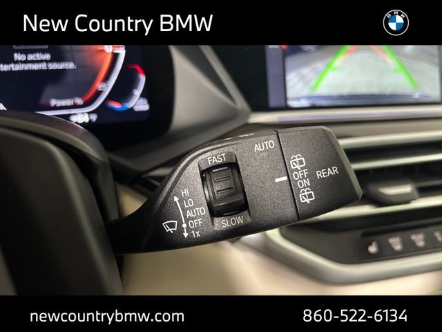 Used 2021 Arctic Grey Metallic BMW xDrive40i image 18