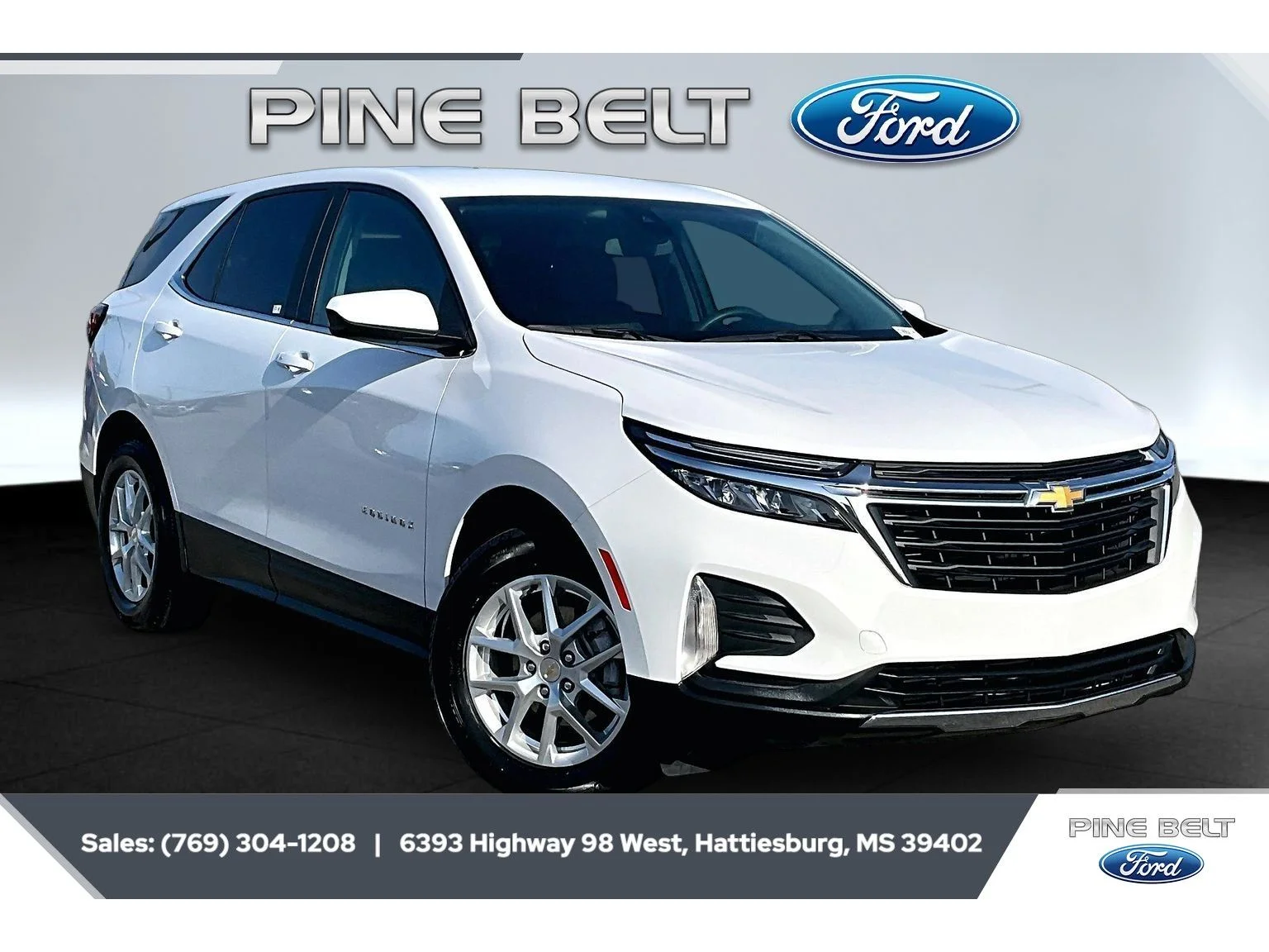 Used 2022 Summit White Chevrolet LT image 1