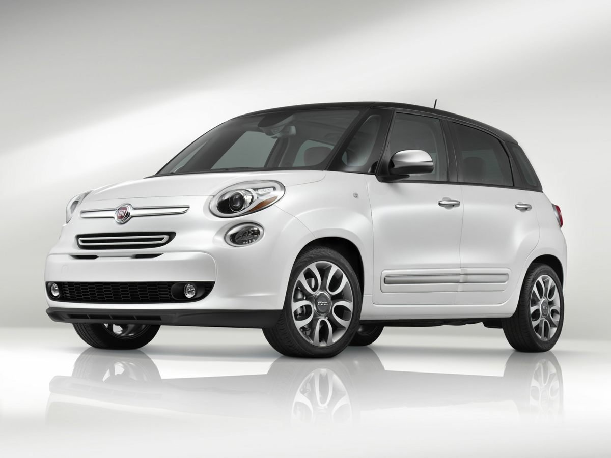2017 FIAT 500L Lounge's photo