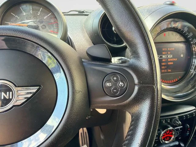 Used 2016 Blue MINI Base image 27