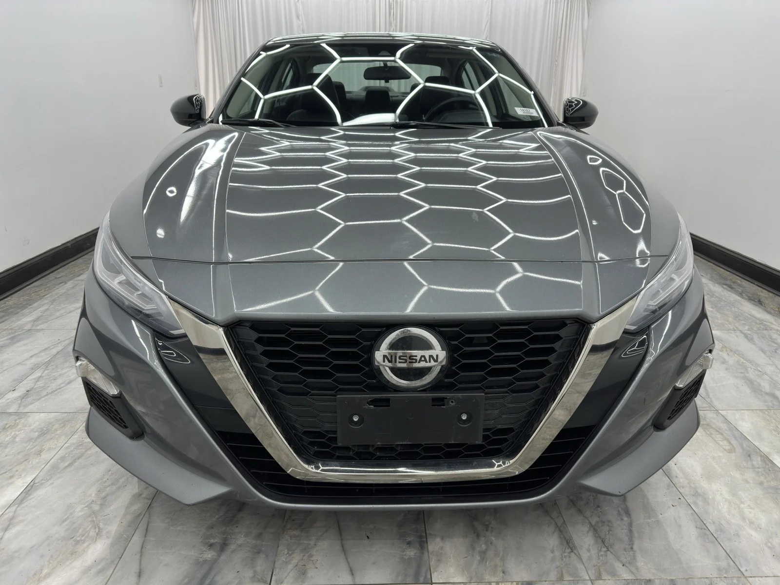 Used 2022 Gun Metallic Nissan 2.5 SR image 2