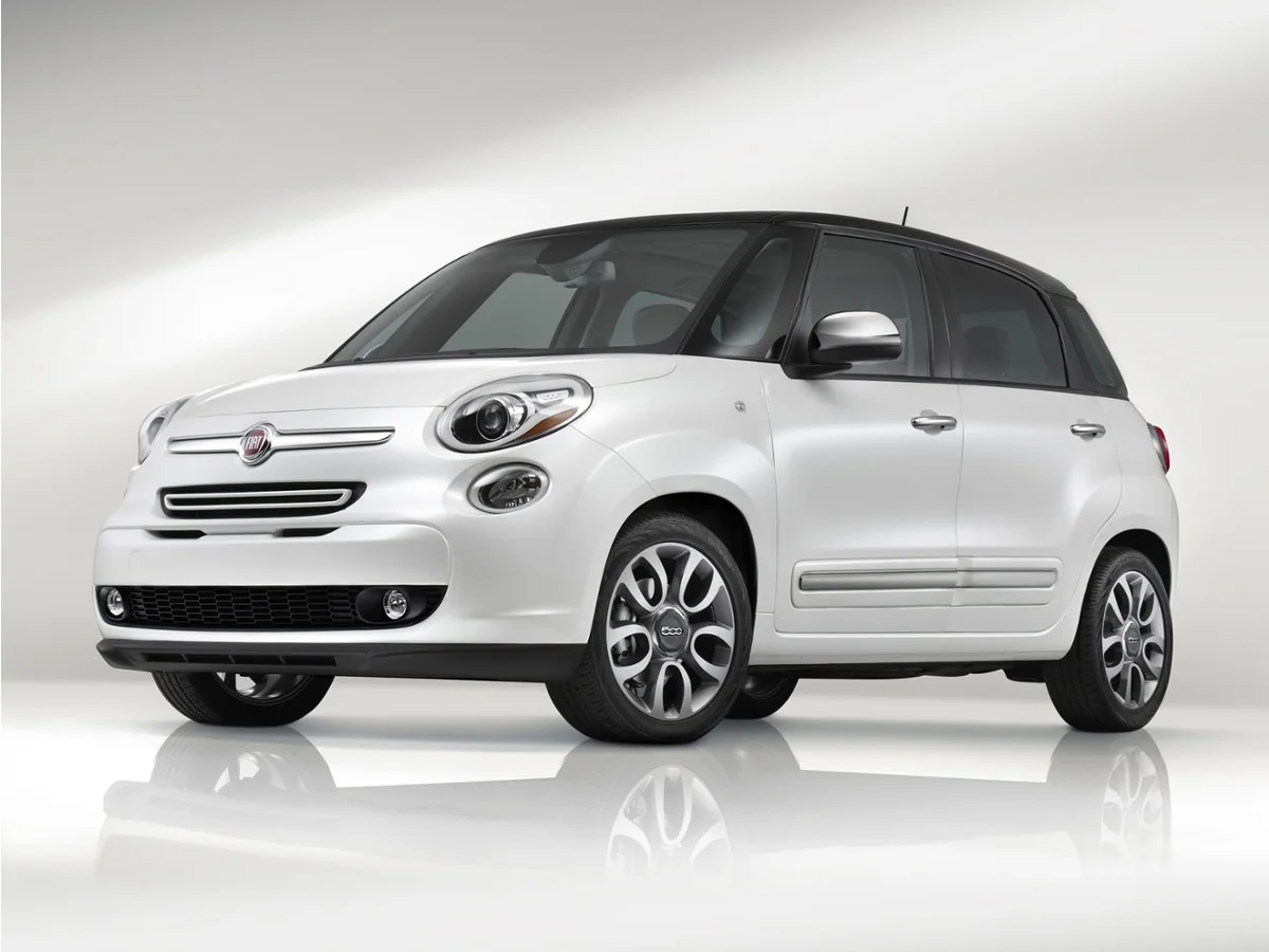 2014 FIAT 500L Lounge's photo