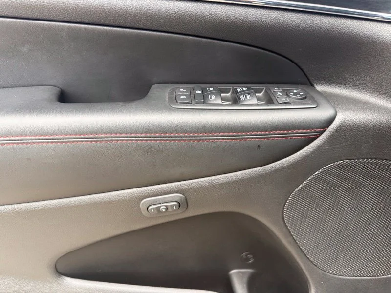 Used 2018 Black Jeep Trailhawk image 7
