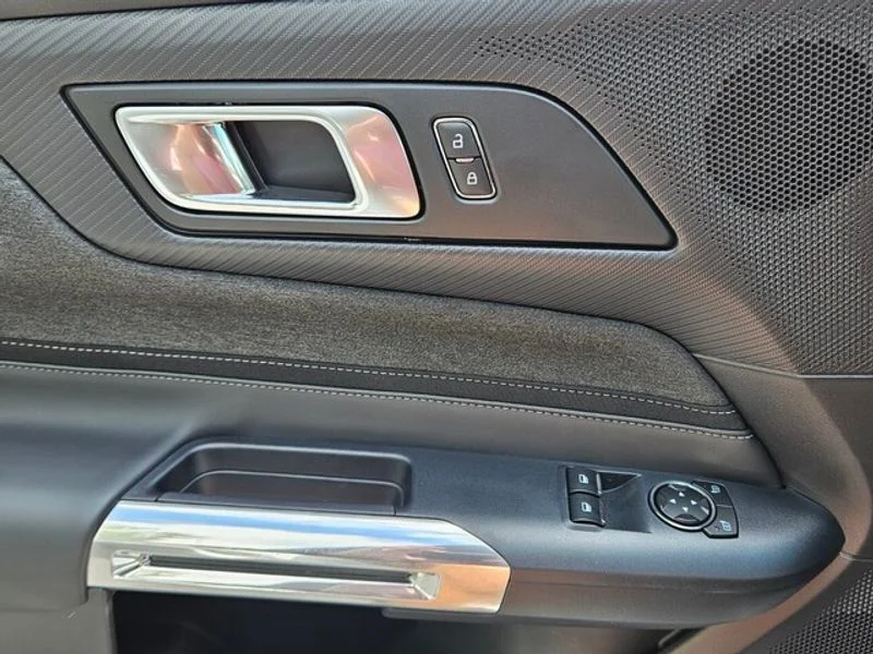 2025 Ford Mustang EcoBoost Fastback - Photo 28