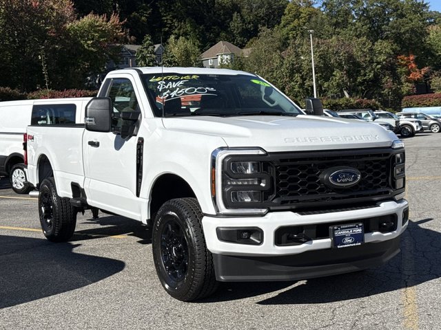 2025 Ford Super Duty F-350® XL