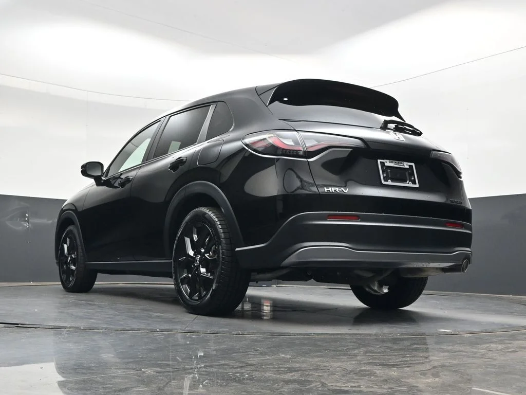 Used 2025  Honda Sport image 43