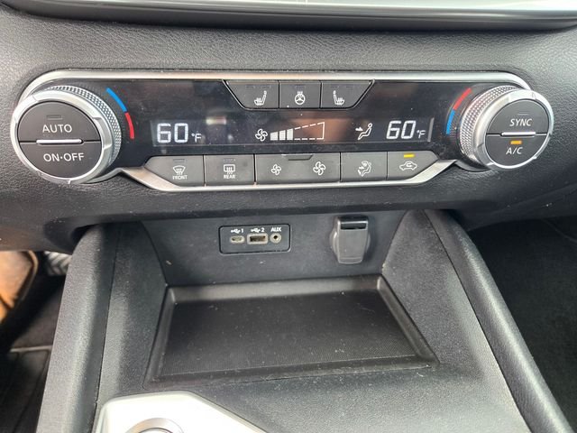 Used 2019 Blue Nissan 2.5 SV image 15