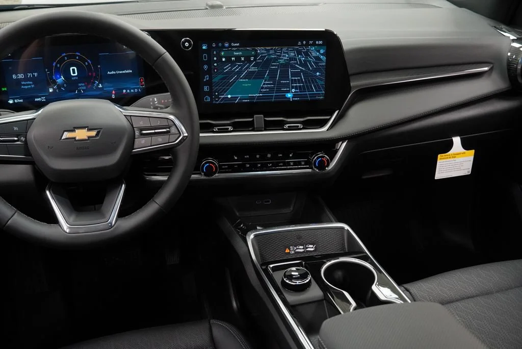 2027 Chevrolet Equinox LT - Photo 15