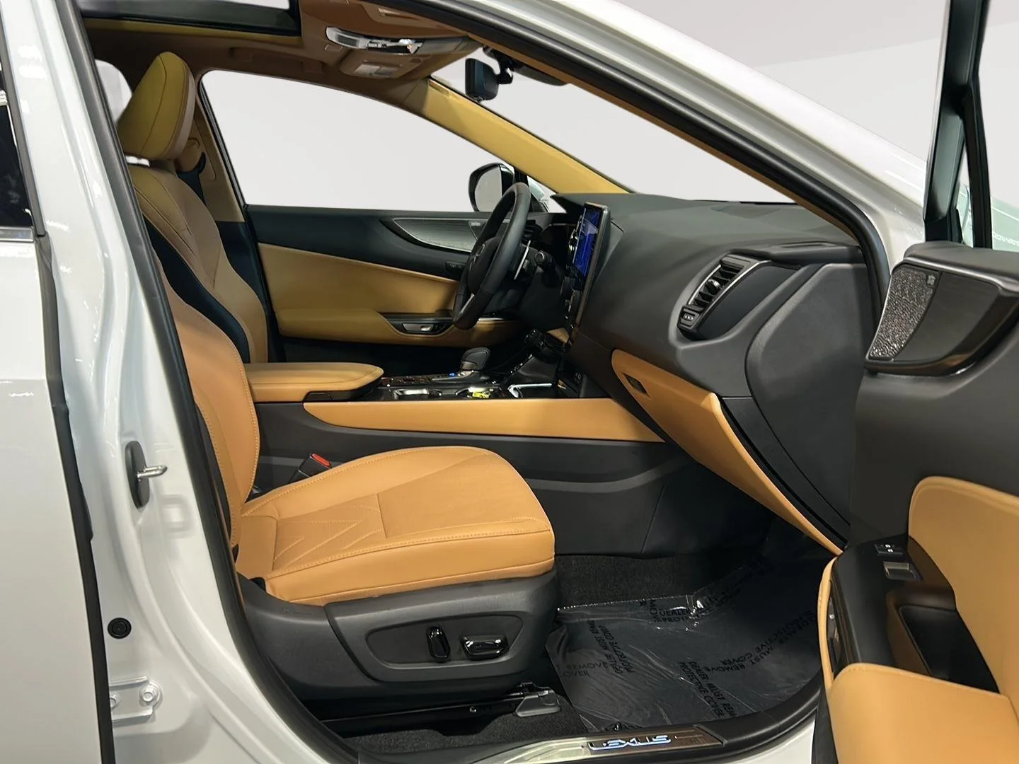 Certified Used 2026 Ultra White Lexus Luxury image 18