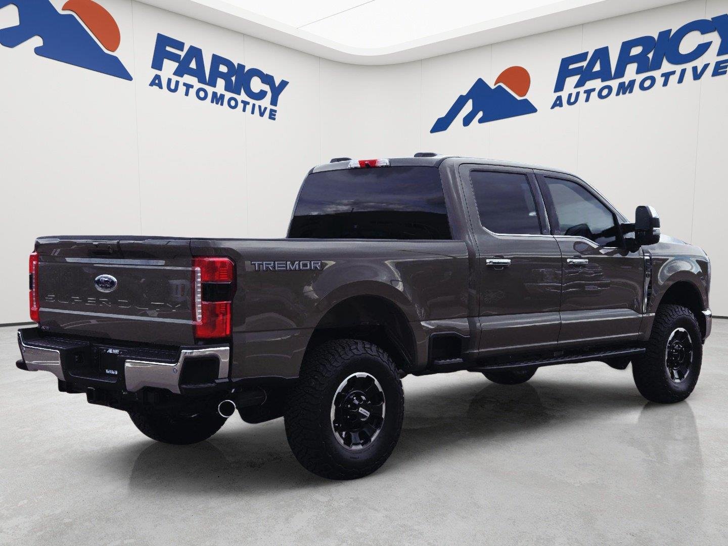 Used 2026 Marsh Gray Ford Lariat image 4