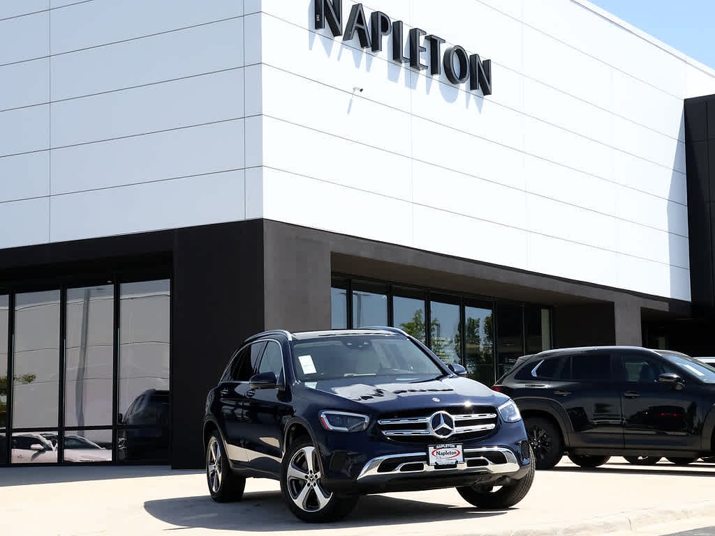 2021 Mercedes-Benz GLC GLC300 4MATIC's photo