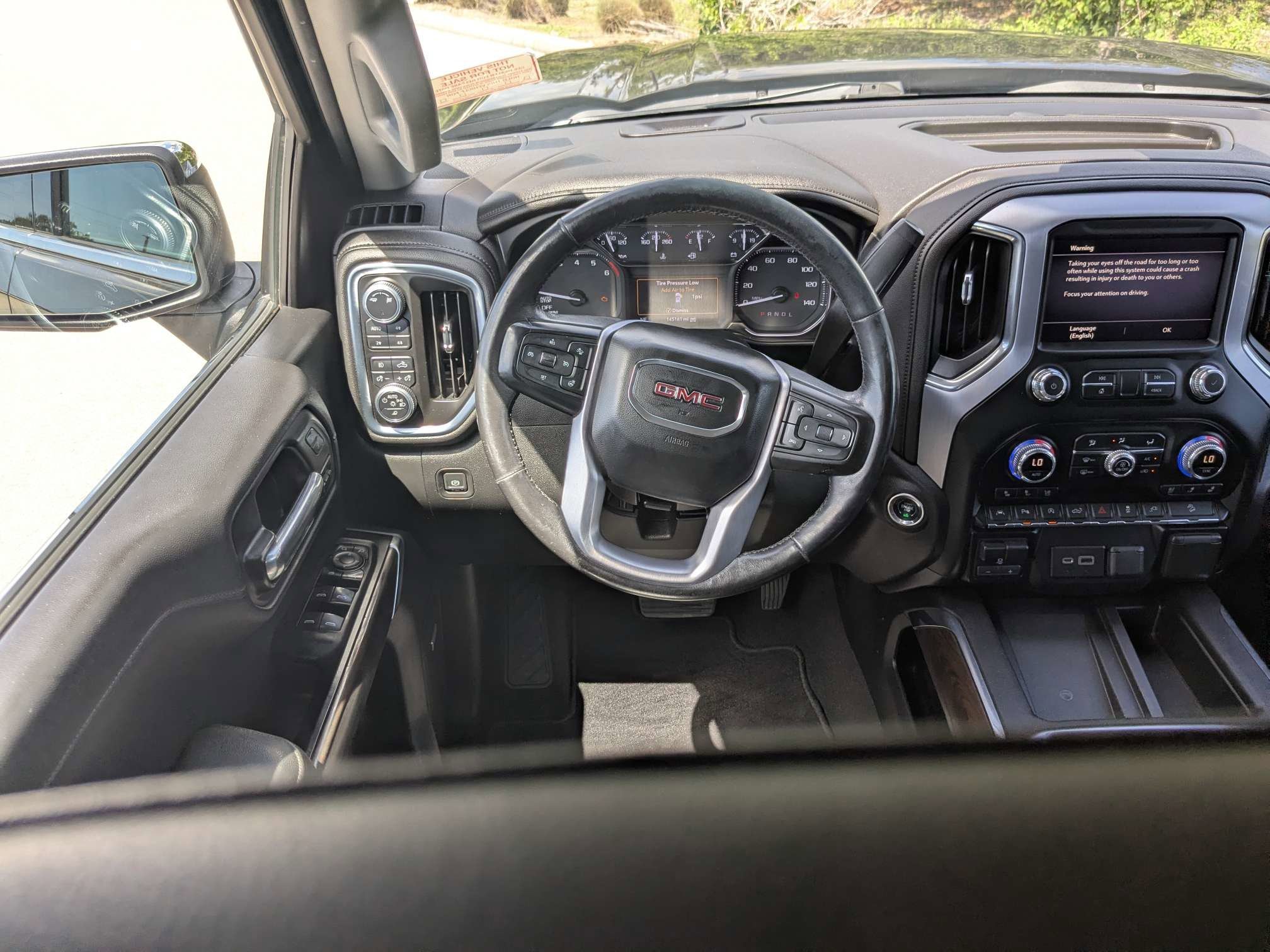 Used 2019 Smokey Quartz Metallic GMC SLT image 22