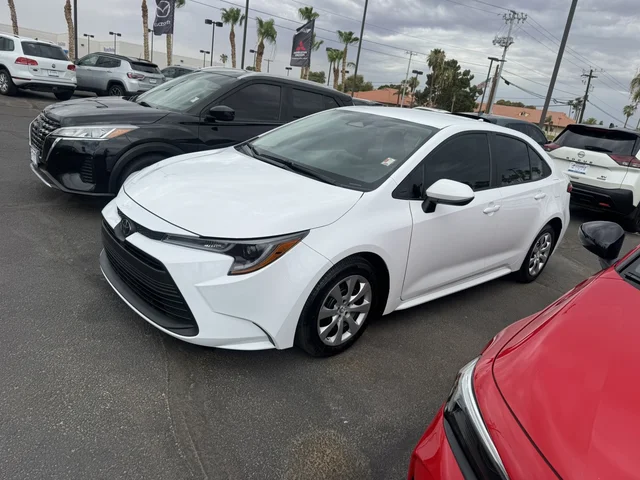 2025 Toyota Corolla LE