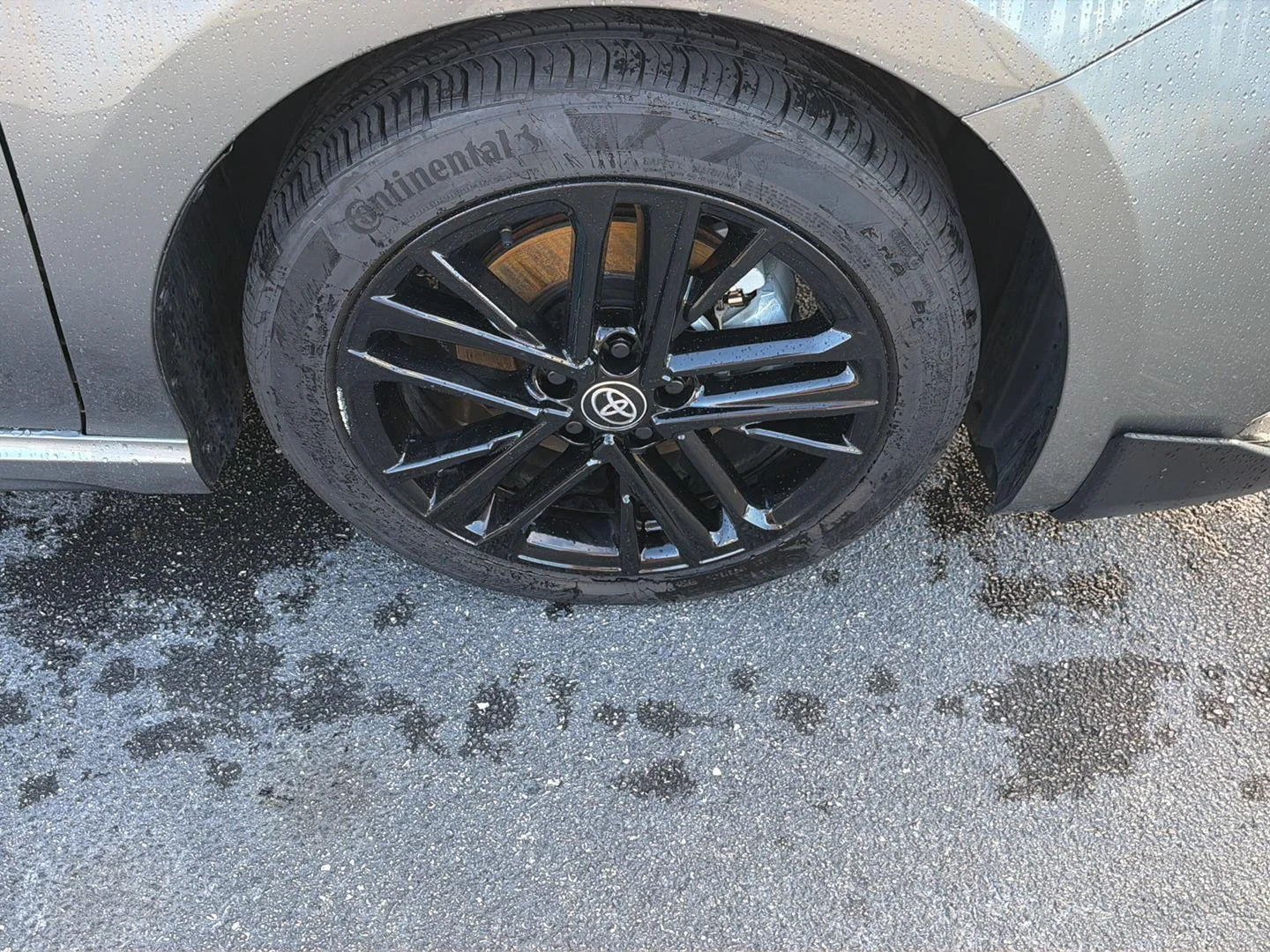 Certified Used 2025 Heavy Metal Toyota SE image 37