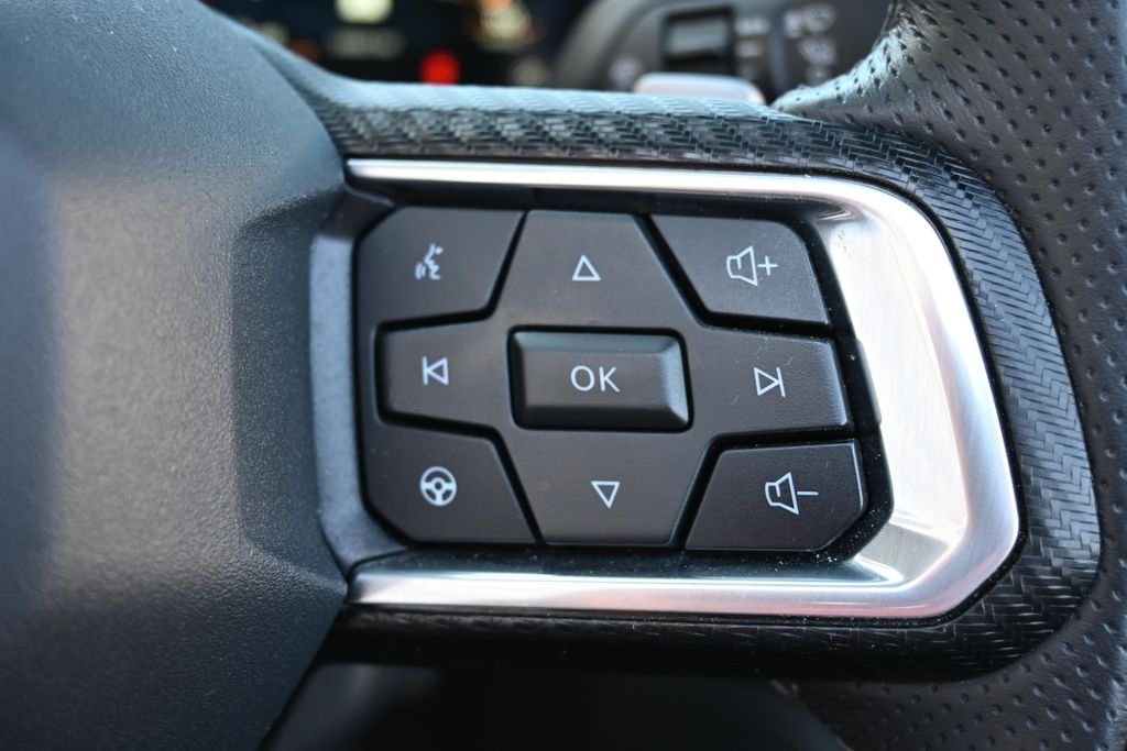 Used 2025 Shadow Black Ford GT Premium image 30