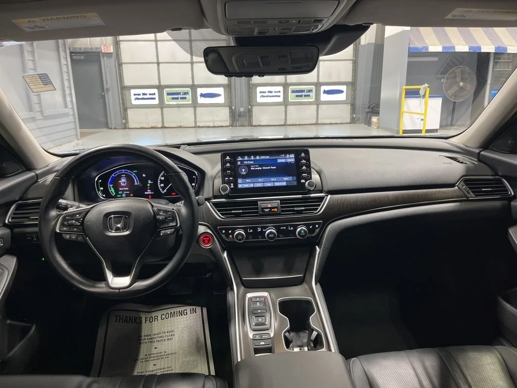 Certified Used 2022 Sonic Gray Pearl Honda Touring image 30