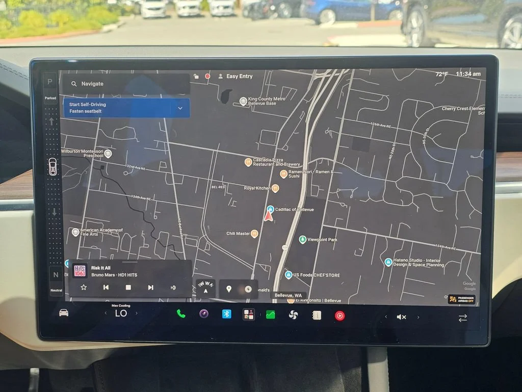 Used 2024  Tesla AWD image 29