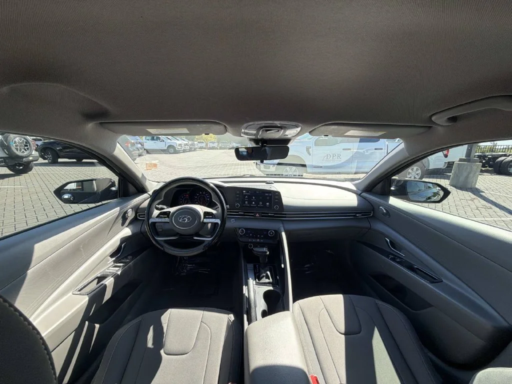 Used 2023 Black Hyundai SEL image 26