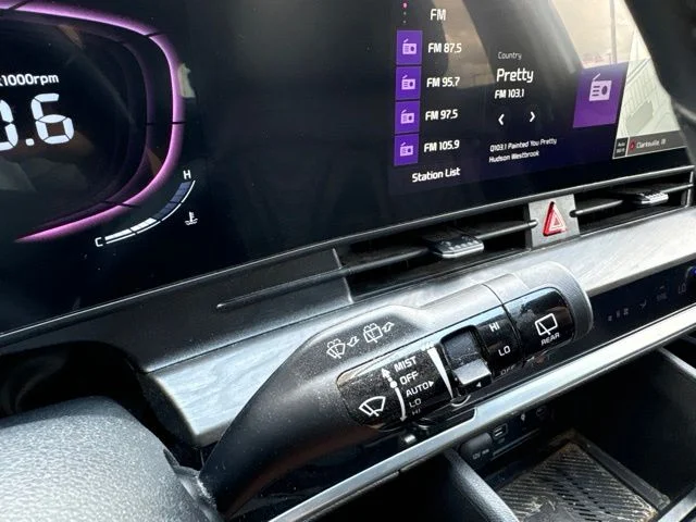 Certified Used 2023 Green Kia X-Line image 24